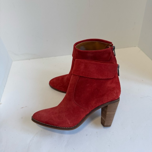 Lucky Brand Women's Nycott Almond Toe Red Suede Ankle Boots. Size 8 - Picture 5 of 12